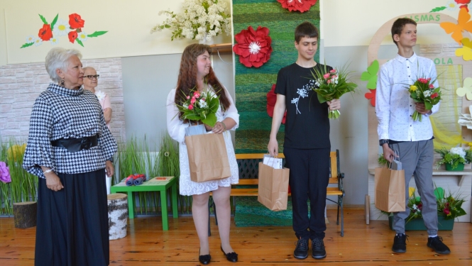 izlaidums Gaismas pamatskolā