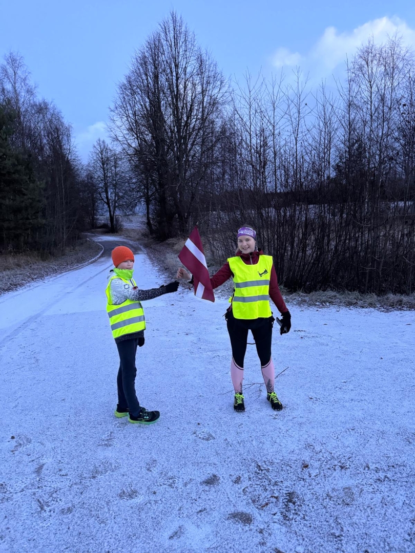 stafetes skrējiens “Ropaži skrien 107”