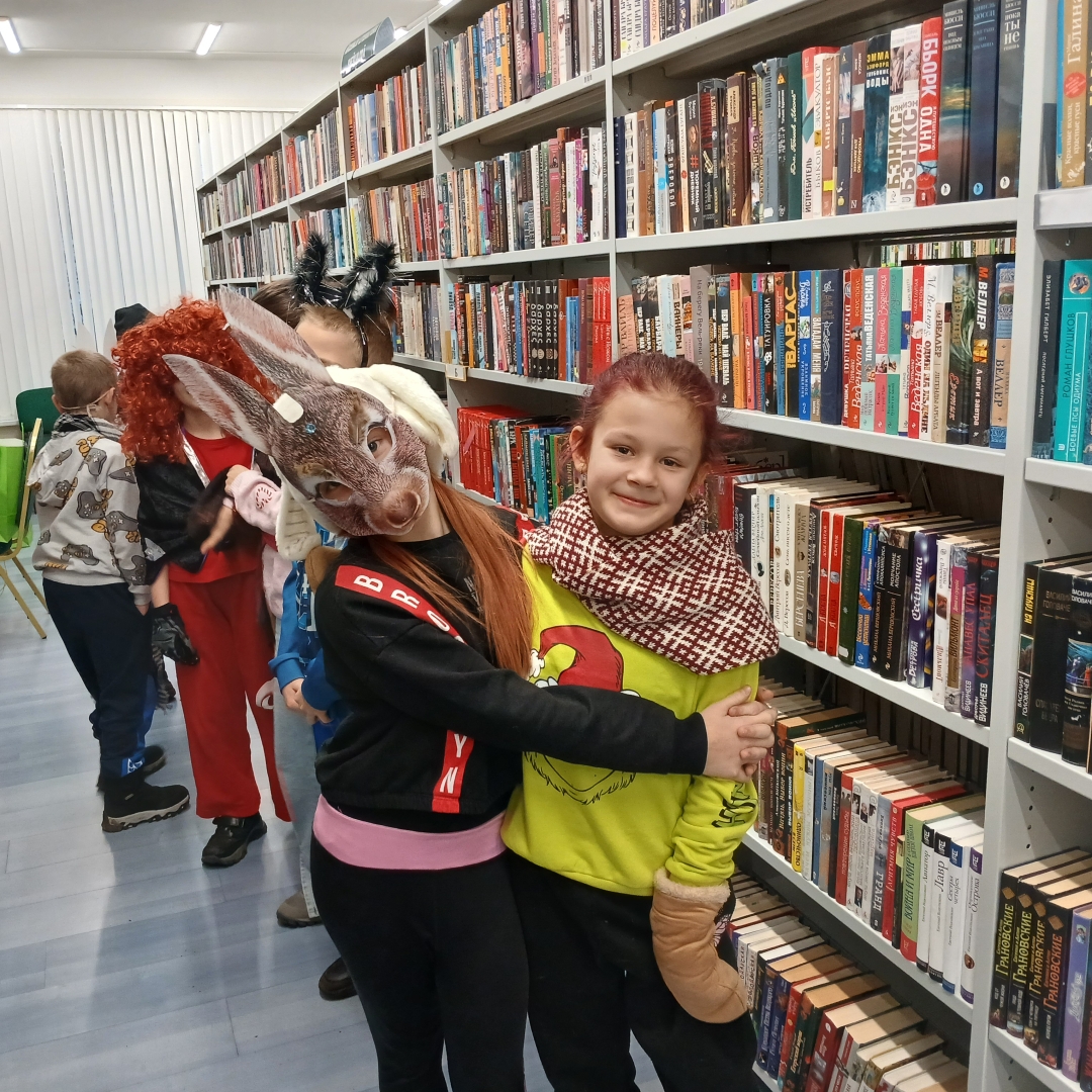   Ziemassvētku ķekatu jampandracis Vangažu pilsētas bibliotēkā