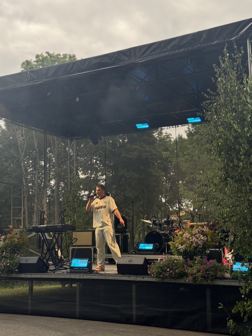 Ropažu jauniešu koncerts - grupa Velvet Vibes un reperis Pukins