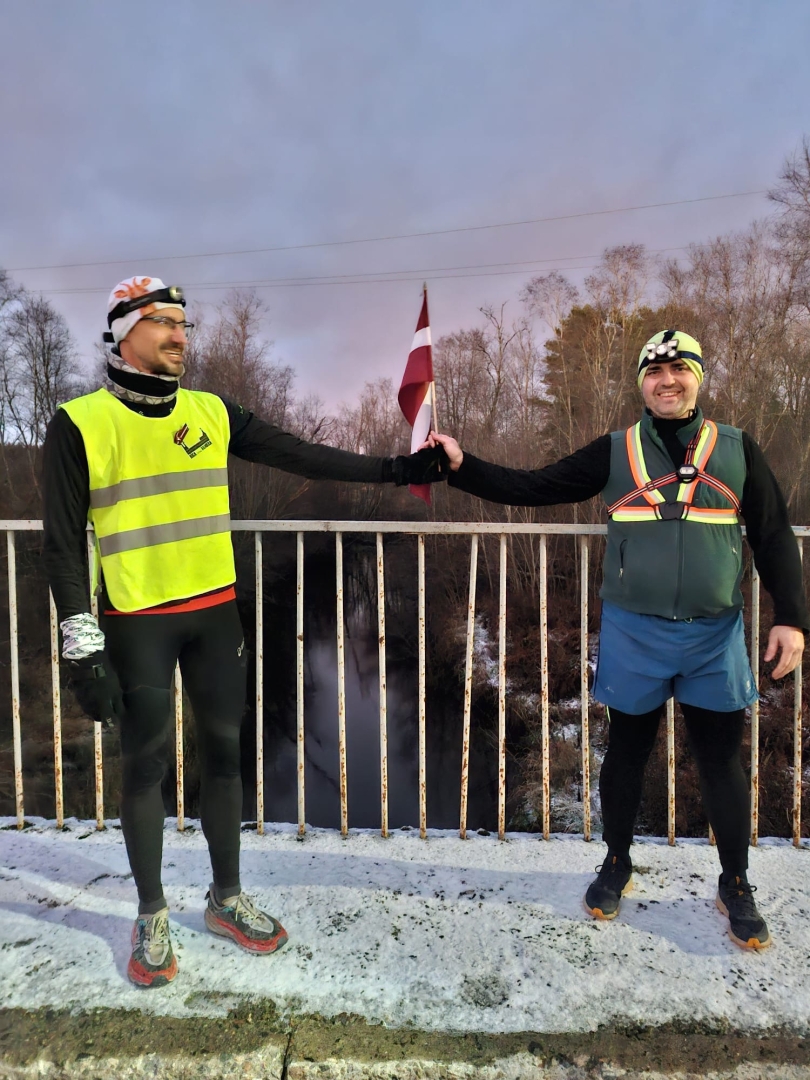 stafetes skrējiens “Ropaži skrien 107”
