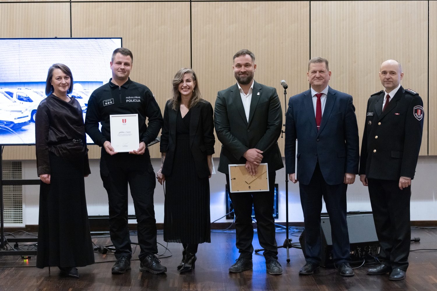 Policijas darbinieku dienā godināti Ropažu novada Pašvaldības policijas darbinieki