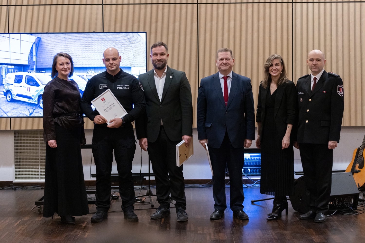 Policijas darbinieku dienā godināti Ropažu novada Pašvaldības policijas darbinieki