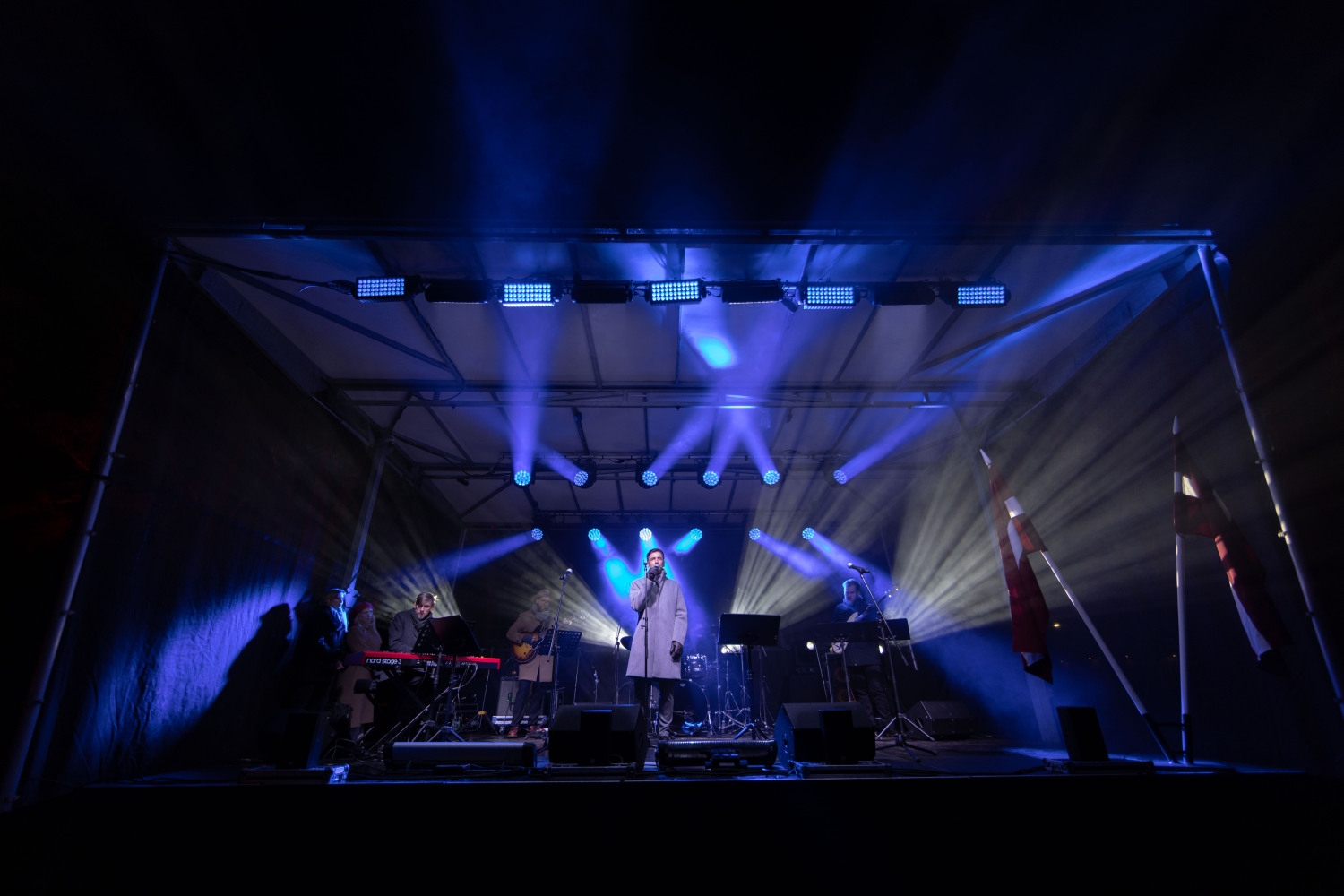 Latvijas valsts svētku koncerts Upesciemā