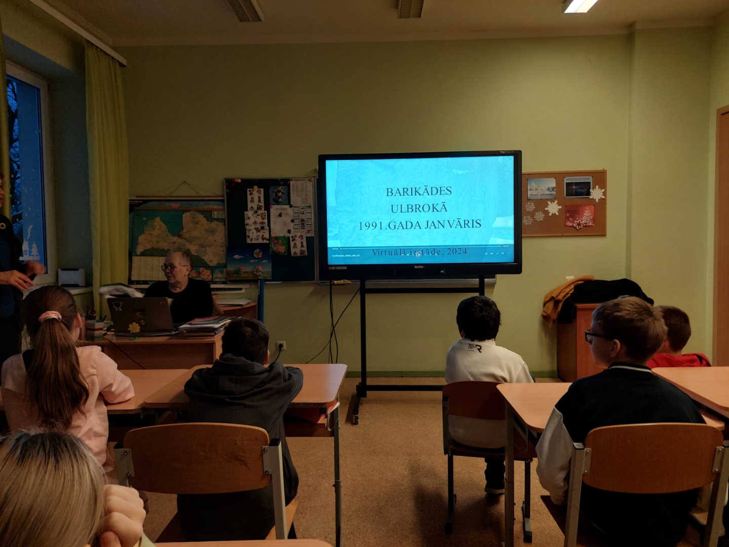 Barikāžu atceres dienas pasākumi Gaismas pamatskolā 