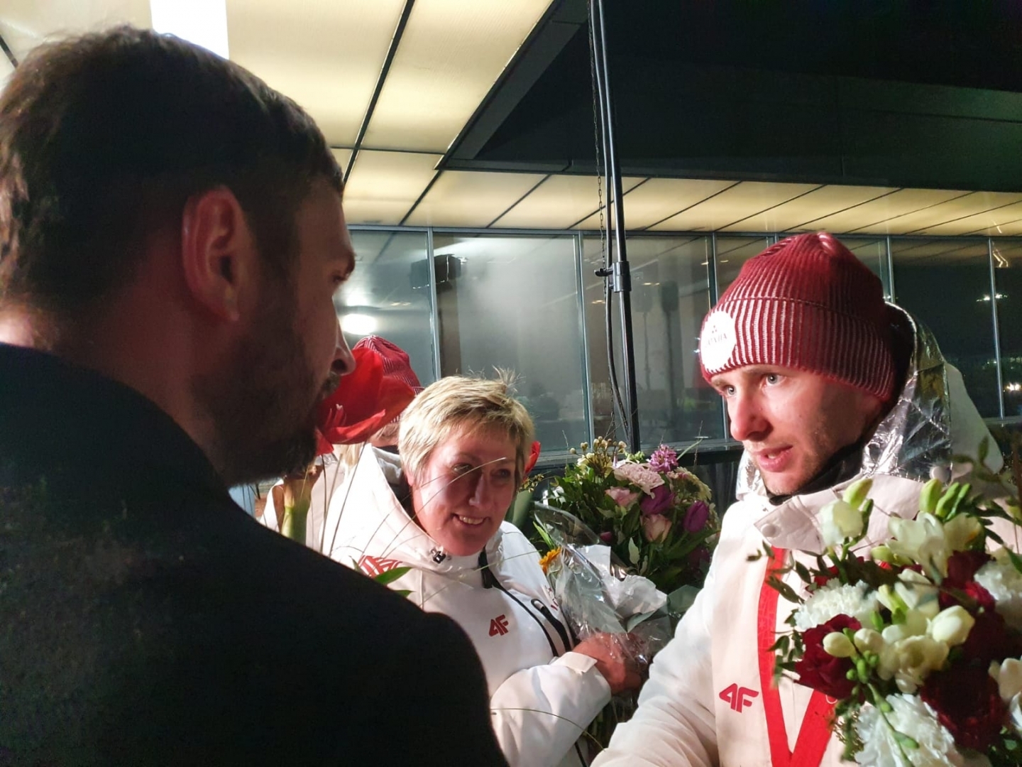 Sagaidām mājās ropažniekus, Olimpiskos medaļniekus Mārtiņu Botu un Robertu Plūmi! 