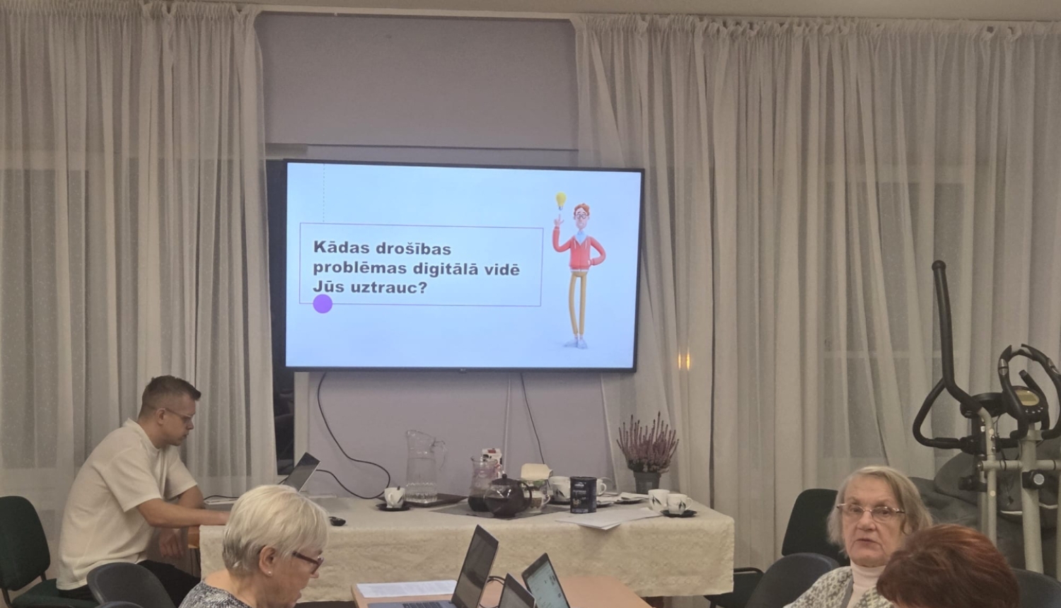 Digitālo prasmju nodarbības