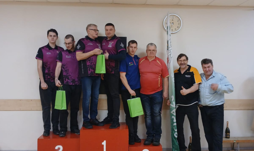 Zaķumuižas sporta zālē noticis pēdējais šautriņu mešanas turnīrs