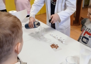 Vangažu pilsētas bibliotēkas Bērnu, jauniešu un vecāku žūrijas 2025. gada sezonas noslēgums