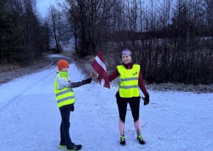 stafetes skrējiens “Ropaži skrien 107”