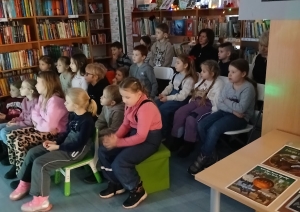 Ēnu teātris Vangažu pilsētas bibliotēkā 
